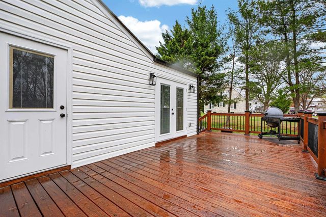 106 SHENANDOAH AVE, Shenandoah, VA 22849