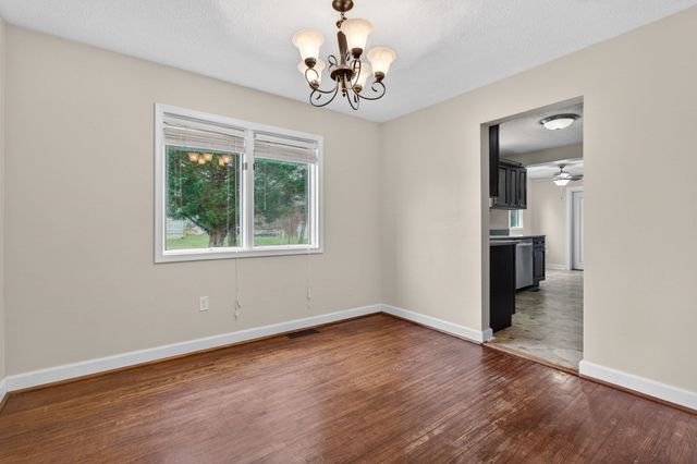 106 SHENANDOAH AVE, Shenandoah, VA 22849