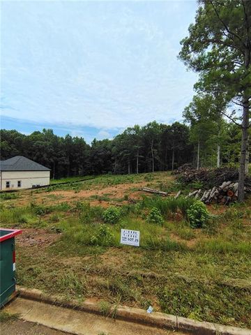 1011 Queens Bridge Way, Griffin, GA 30223