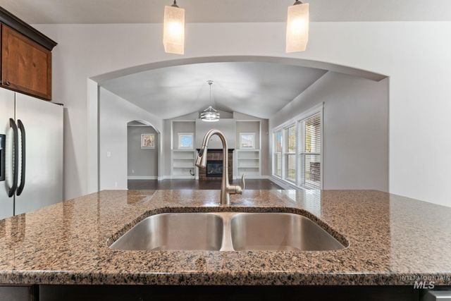 2221 Canyon Trail Way, Twin Falls, ID 83301