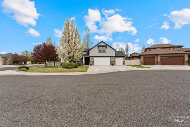 2221 Canyon Trail Way, Twin Falls, ID 83301