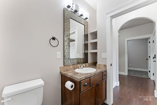 2221 Canyon Trail Way, Twin Falls, ID 83301