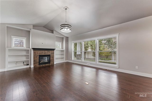 2221 Canyon Trail Way, Twin Falls, ID 83301