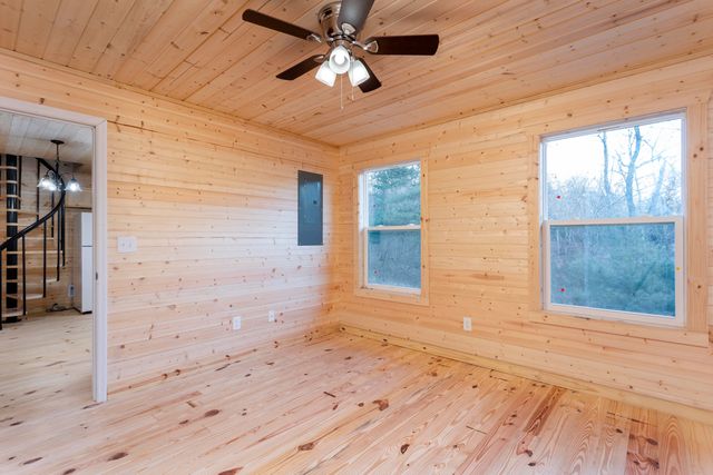 345 Magnolia Drive, Spring City, TN 37381