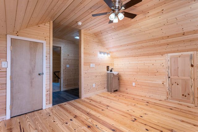 345 Magnolia Drive, Spring City, TN 37381