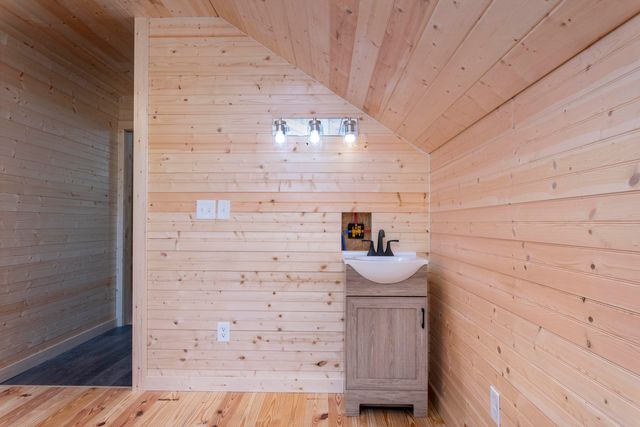 345 Magnolia Drive, Spring City, TN 37381