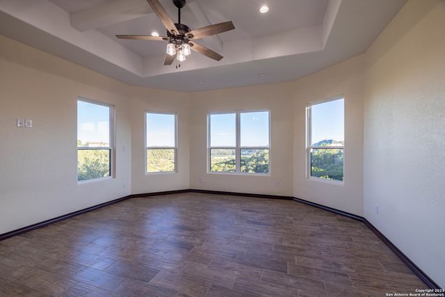 86 Hannah Ln, Boerne, TX 78006