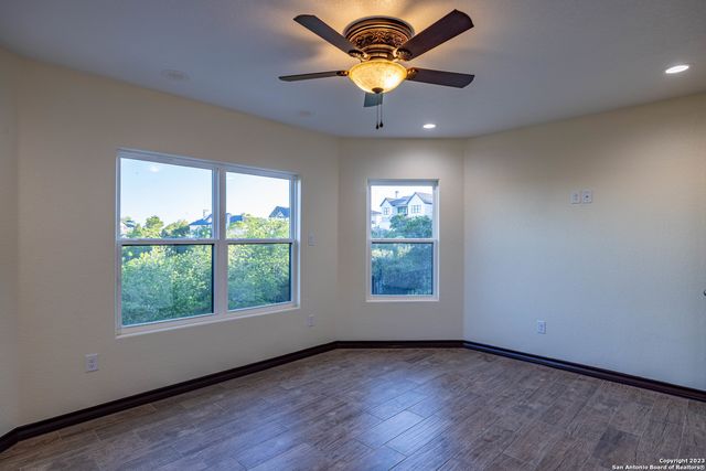 86 Hannah Ln, Boerne, TX 78006