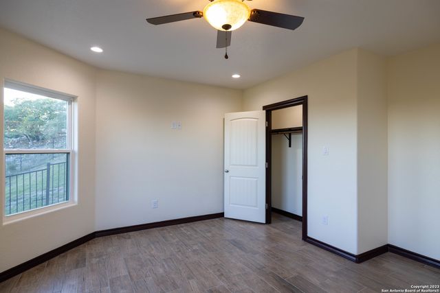 86 Hannah Ln, Boerne, TX 78006