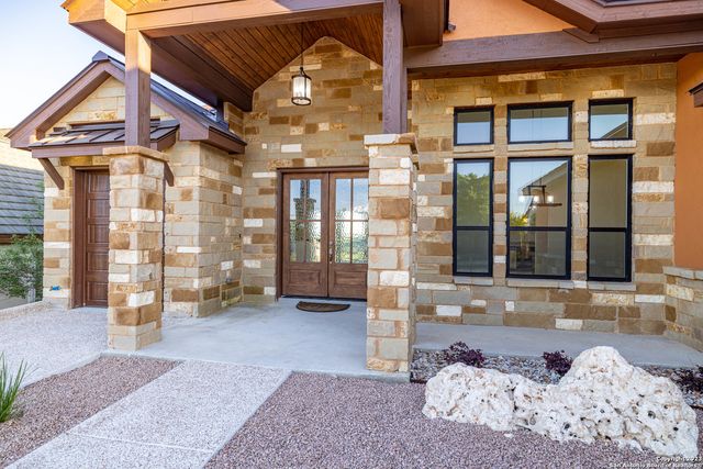 86 Hannah Ln, Boerne, TX 78006