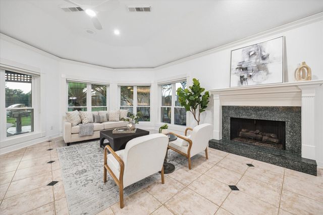 5682 Grand Floral Boulevard, Houston, TX 77041