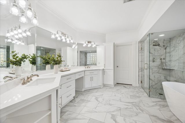 5682 Grand Floral Boulevard, Houston, TX 77041