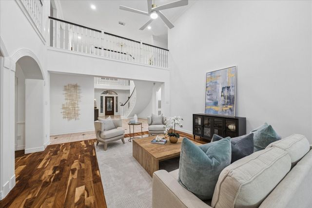 5682 Grand Floral Boulevard, Houston, TX 77041
