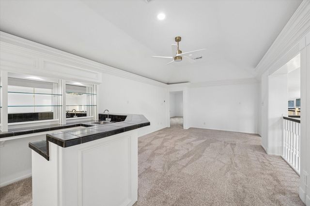5682 Grand Floral Boulevard, Houston, TX 77041