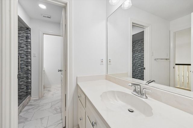 5682 Grand Floral Boulevard, Houston, TX 77041