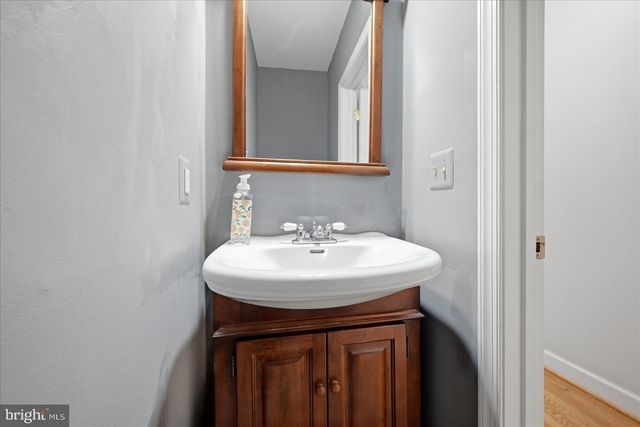 6004 TELEGRAPH RD, Alexandria, VA 22310