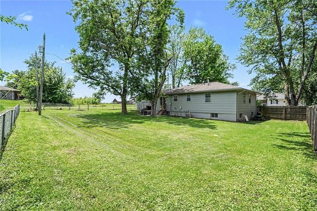 601 Mark Street, Lathrop, MO 64465