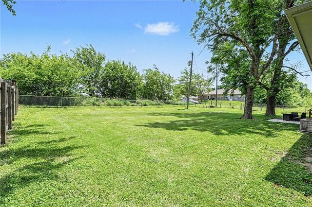 601 Mark Street, Lathrop, MO 64465