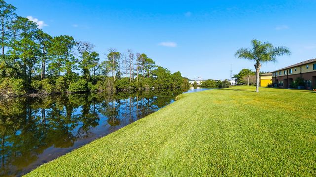 24 Hannah Cole Dr, St Augustine, FL 32080