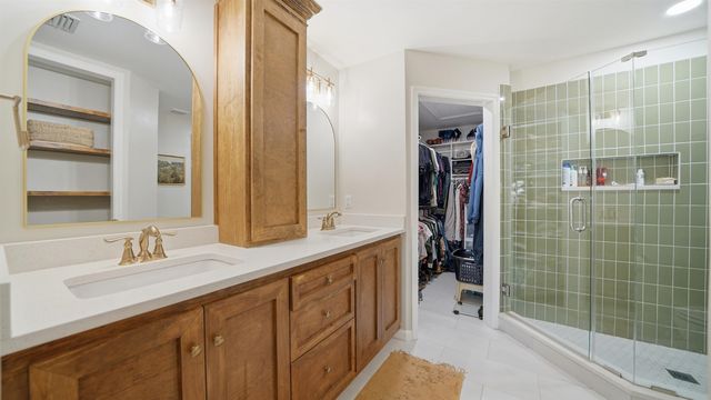 24 Hannah Cole Dr, St Augustine, FL 32080