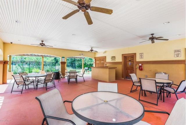 24 Hannah Cole Dr, St Augustine, FL 32080