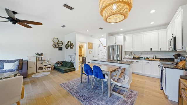 24 Hannah Cole Dr, St Augustine, FL 32080