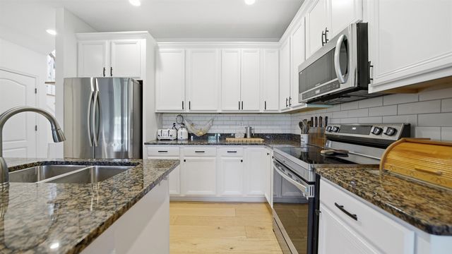 24 Hannah Cole Dr, St Augustine, FL 32080