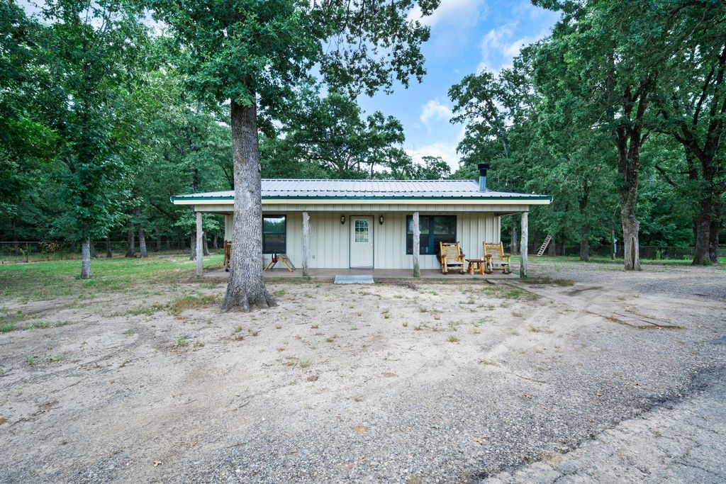 537 County Road 4508, Sulphur Springs, TX 75482