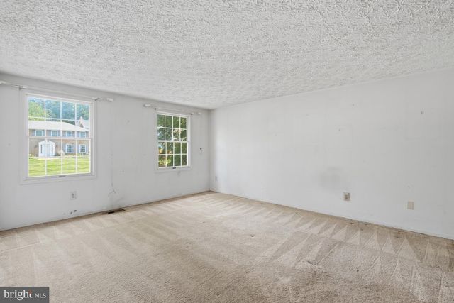 9812 SUMMERDAY DR, Burke, VA 22015