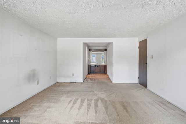 9812 SUMMERDAY DR, Burke, VA 22015