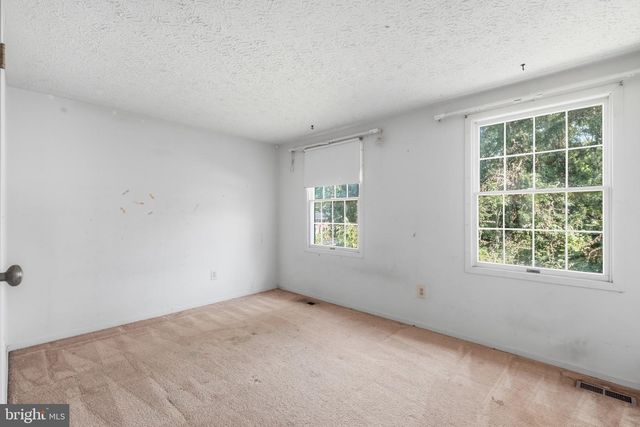 9812 SUMMERDAY DR, Burke, VA 22015