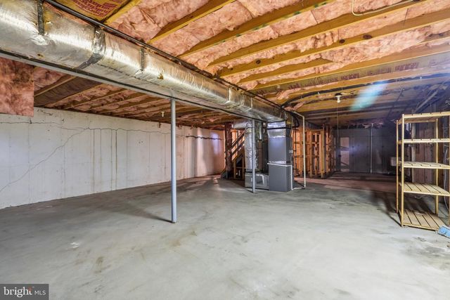 9812 SUMMERDAY DR, Burke, VA 22015