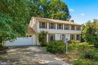 9812 SUMMERDAY DR, Burke, VA 22015