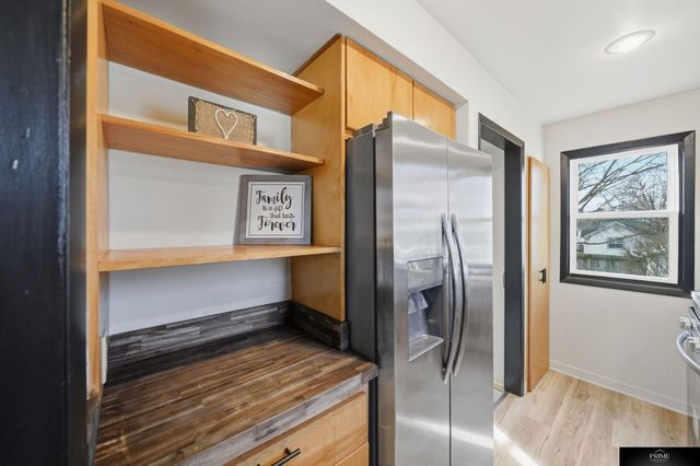 1421 Otoe Street, Lincoln, NE 68502