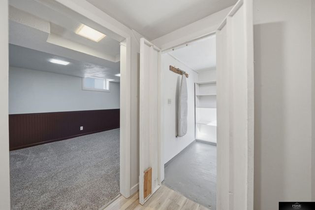 1421 Otoe Street, Lincoln, NE 68502