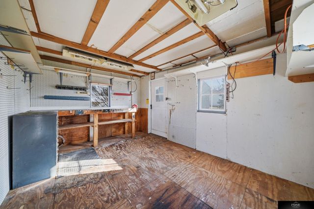 1421 Otoe Street, Lincoln, NE 68502