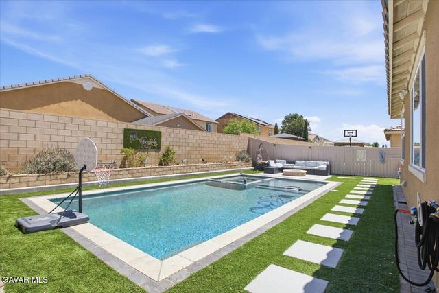 3555 E Avenue J3, Lancaster, CA 93535