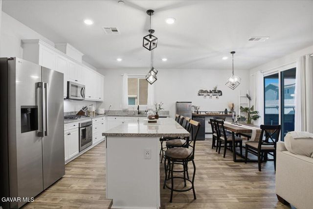 3555 E Avenue J3, Lancaster, CA 93535