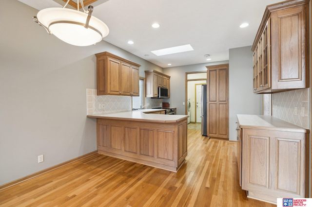 1621 Old Farm Road, Lincoln, NE 68512