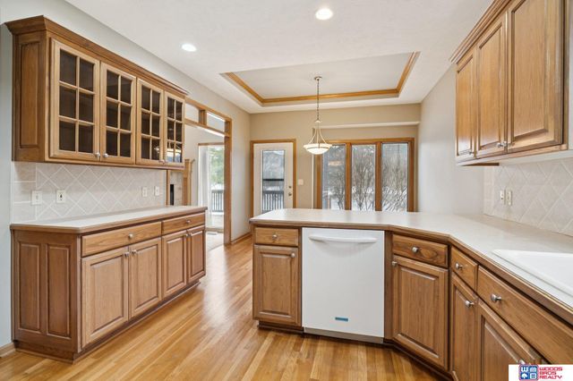 1621 Old Farm Road, Lincoln, NE 68512