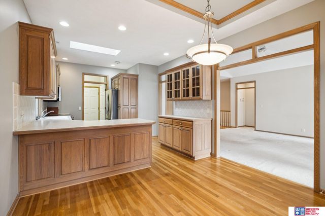 1621 Old Farm Road, Lincoln, NE 68512