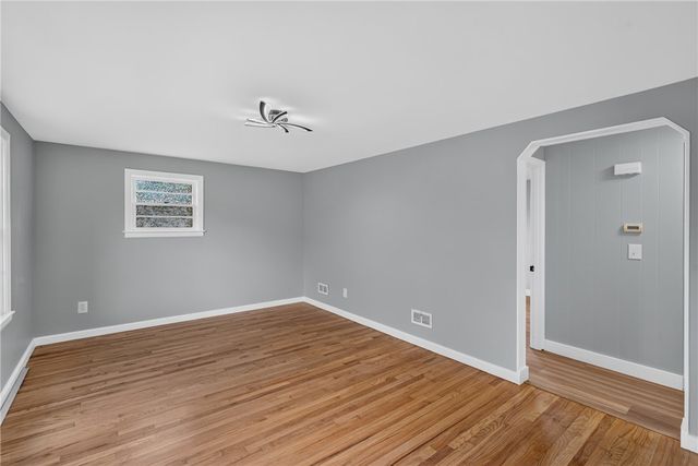 59 Graybar Road, Warwick, RI 02888