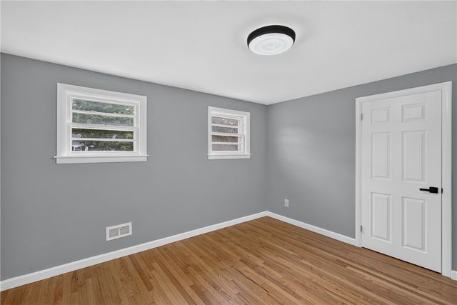 59 Graybar Road, Warwick, RI 02888