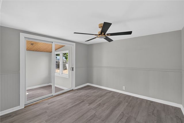 59 Graybar Road, Warwick, RI 02888
