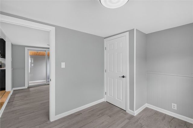59 Graybar Road, Warwick, RI 02888