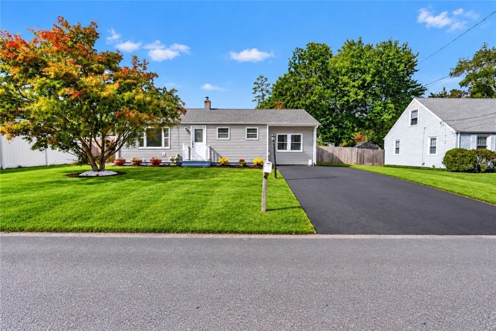 59 Graybar Road, Warwick, RI 02888