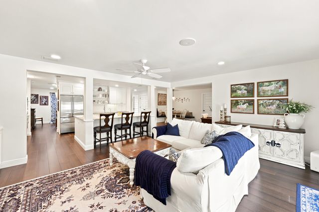 10142 Trailwood Circle, Jupiter, FL 33478