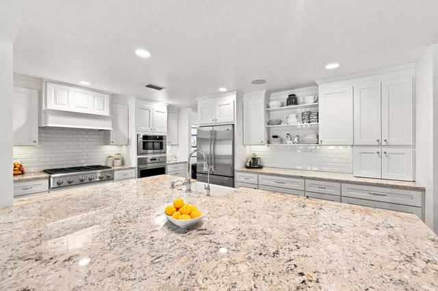 10142 Trailwood Circle, Jupiter, FL 33478