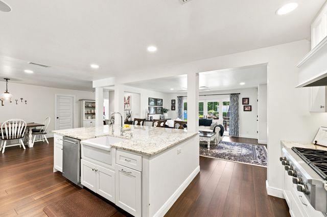 10142 Trailwood Circle, Jupiter, FL 33478