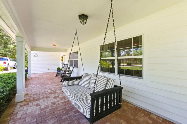 10142 Trailwood Circle, Jupiter, FL 33478